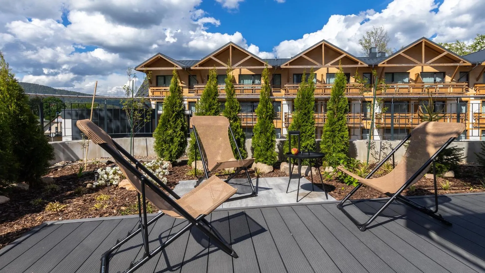 Rentplanet - Apartamenty Kilinskiego Sklářská Poruba 0*,  Polsko